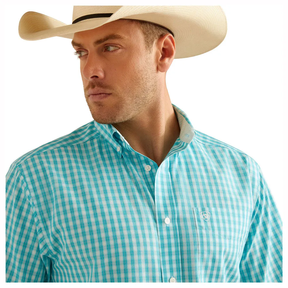 10048415 Ariat Men's Wrinkle Free Sterling Classic Fit Short Sleeve Shirt - Blue Radiance