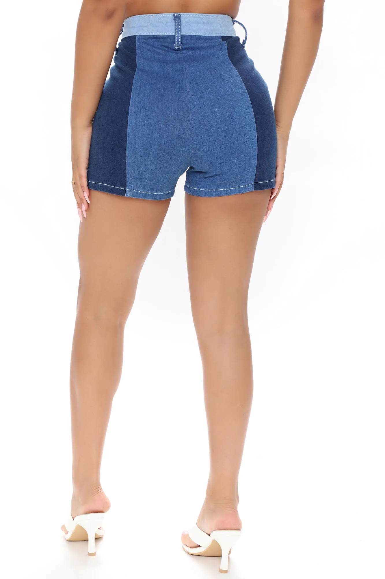 Babe Energy Colorblock Side Slit Denim Shorts - Dark Wash