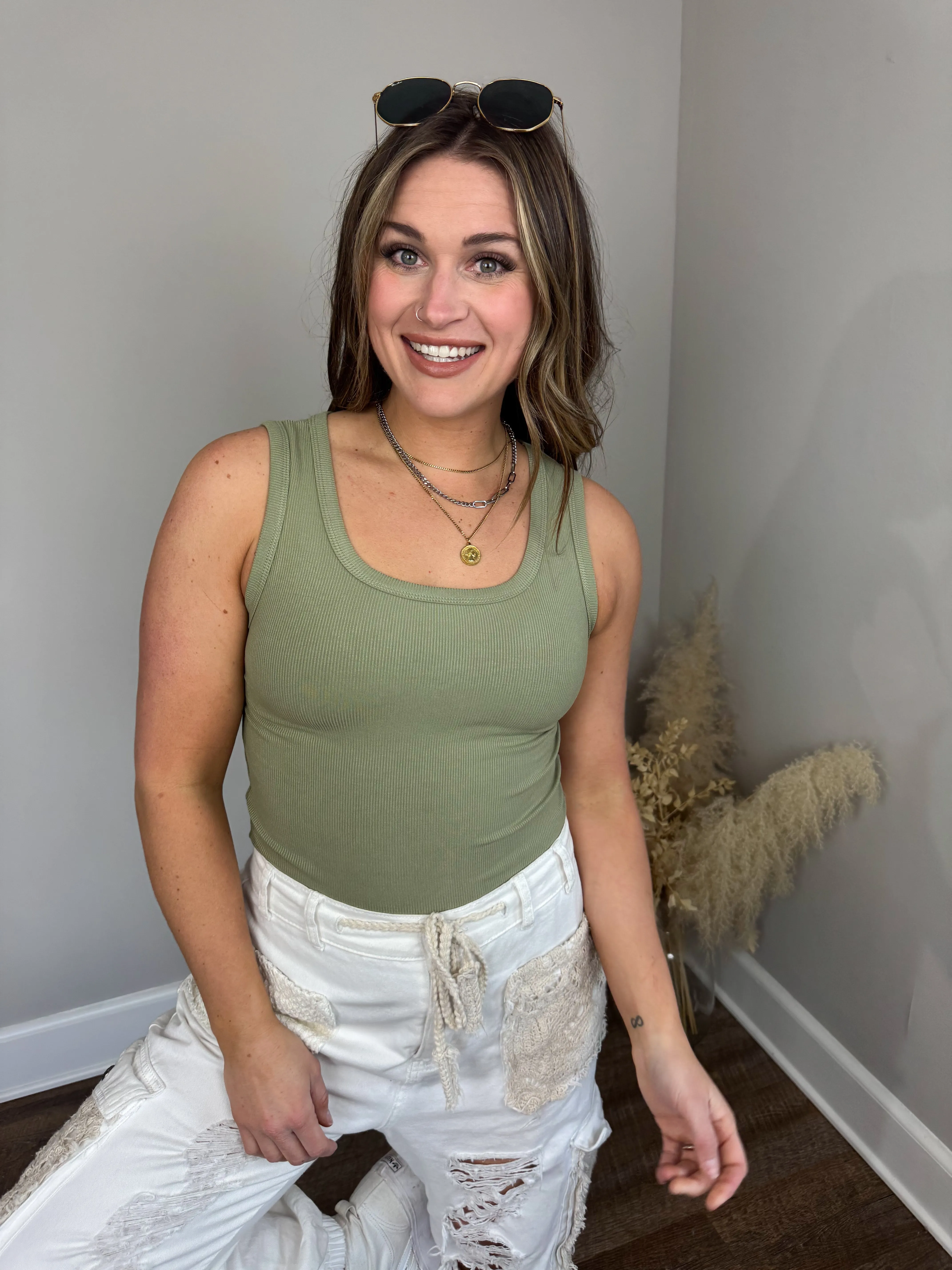 Clark Scoop Tank Top | Light Olive
