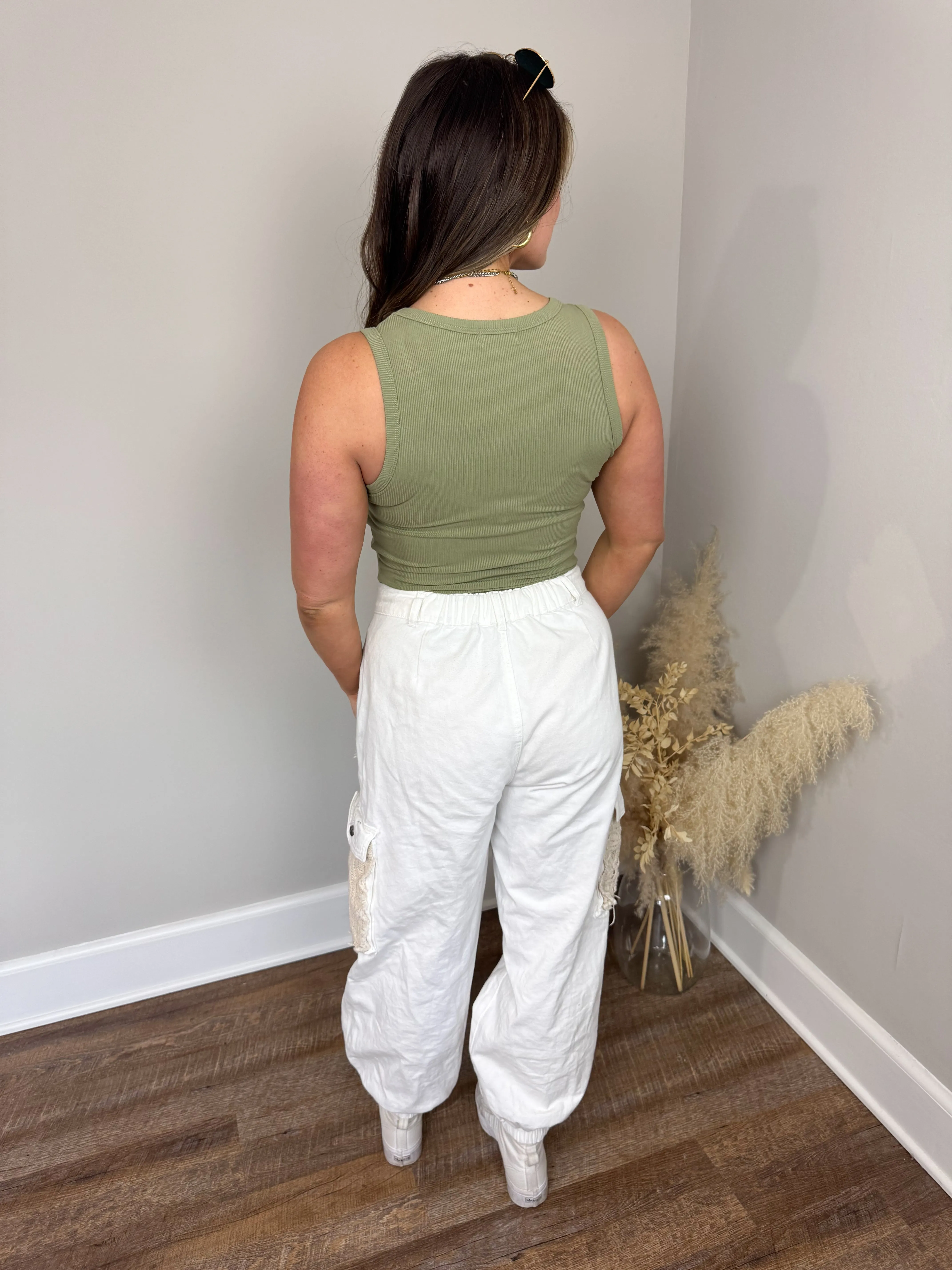 Clark Scoop Tank Top | Light Olive