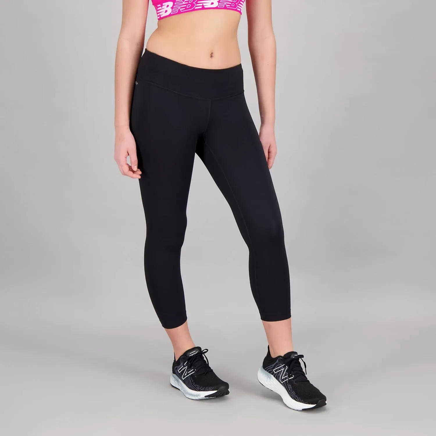 New Balance Women's Accelerate Capri 21