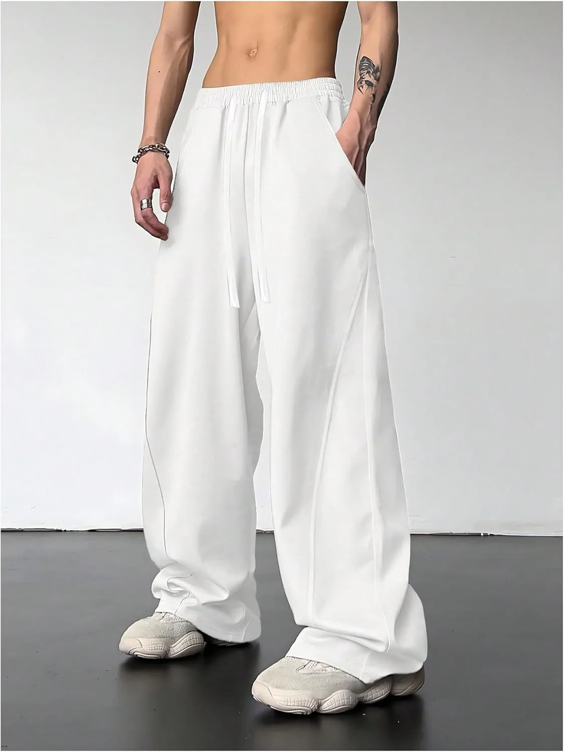OYOANGLE Men's Drawstring Elastic Waist Baggy Sweatpants Y2K Loose Wide Leg Long Pants with Pocket