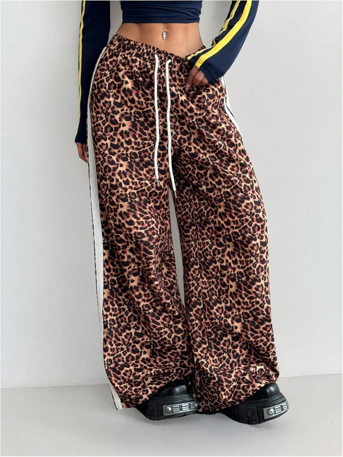 Women's Y2K Leopard Print Pants Side Striped Baggy Pant Cheetah Drawstring Wide Leg Loose Trousers with Pockets